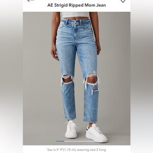AE Strigid Ripped Mom Jeans